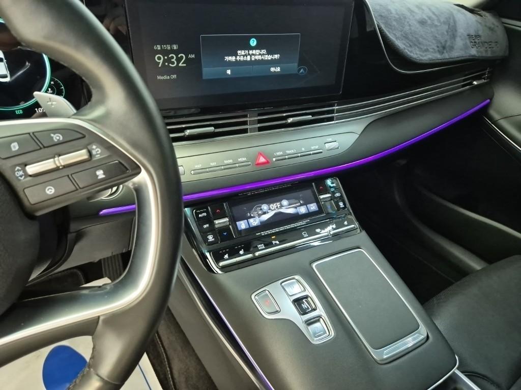 HYUNDAI Grandeur - Vista 12