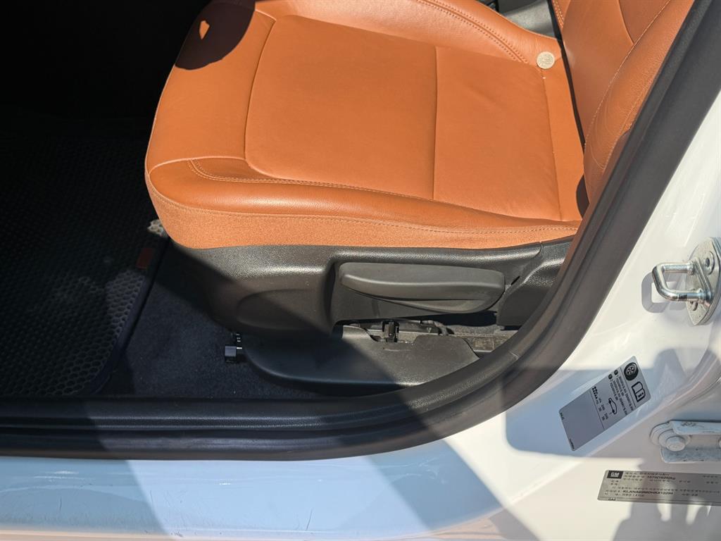 Chevrolet Cruise 2017 Blanco - Importación desde Corea - HF Imports Iquique - Foto 18