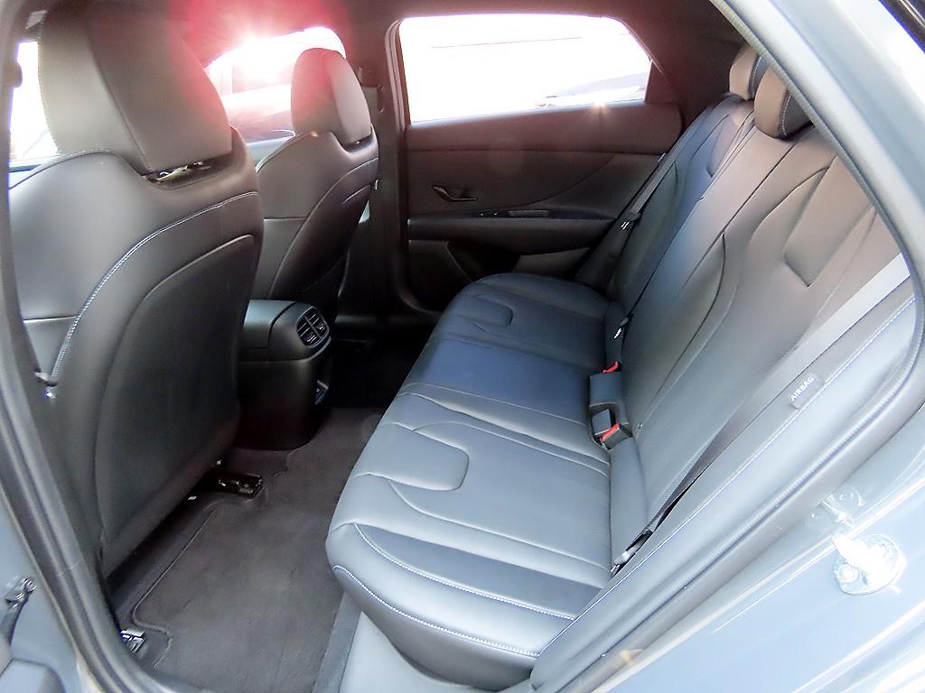 HYUNDAI Avante - Vista 8