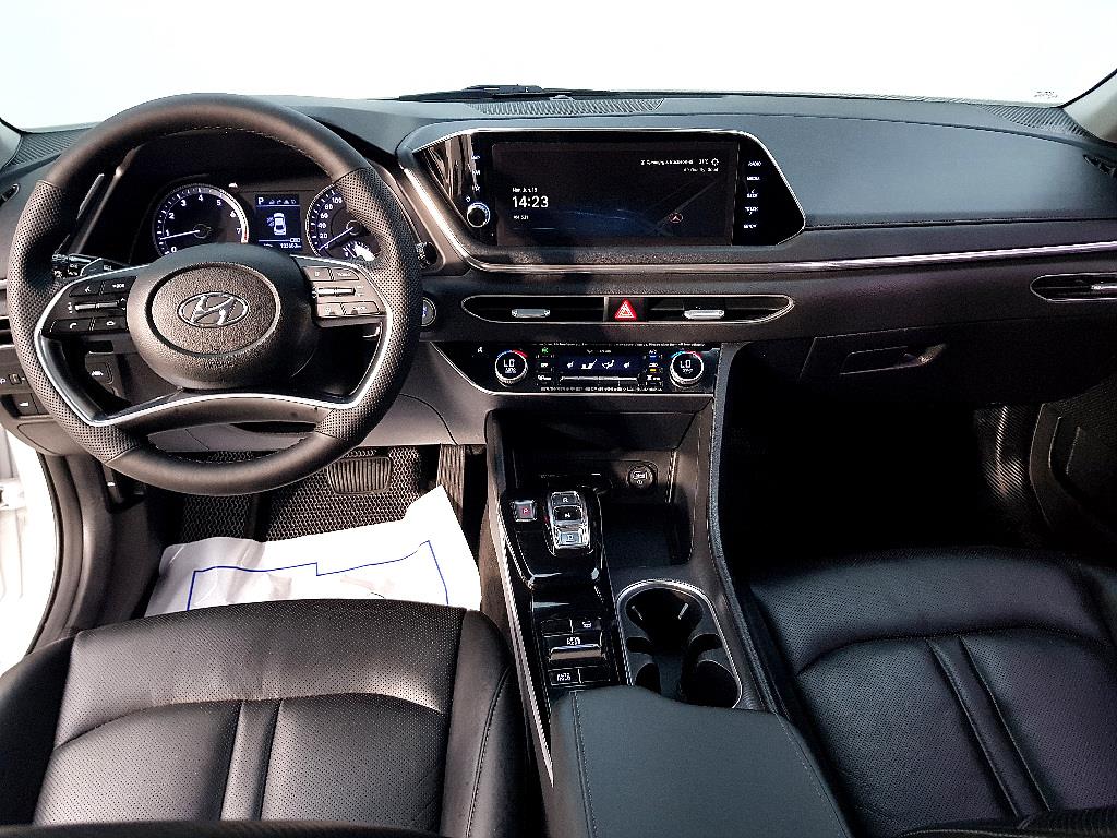 HYUNDAI Sonata - Vista 11