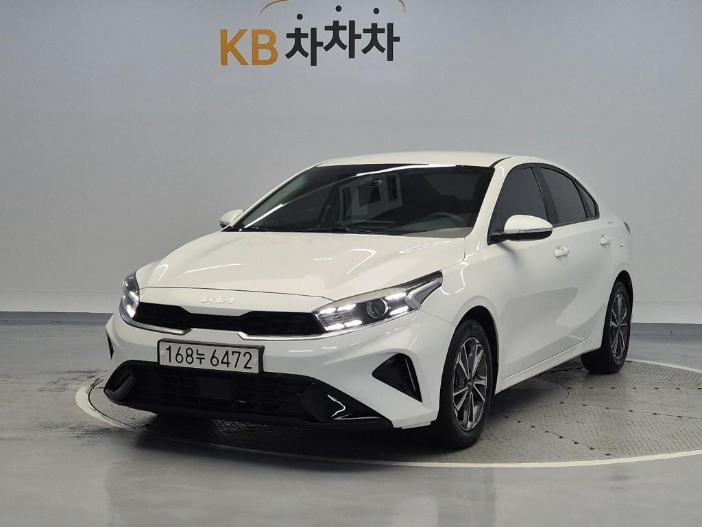 KIA K3 2022 Blanco - Importación desde Corea - HF Imports Iquique - Foto 1