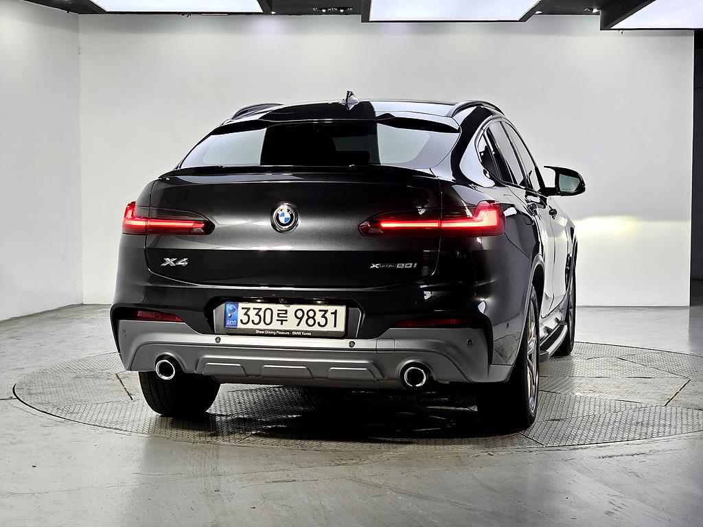 BMW X4 - Vista 3