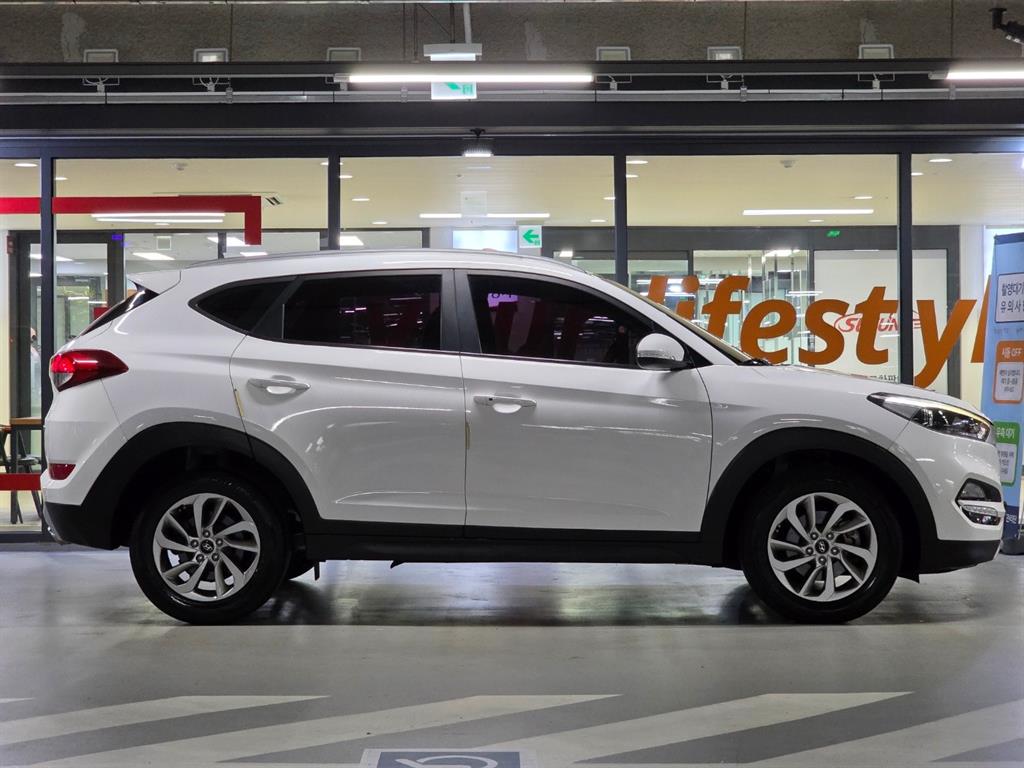HYUNDAI Tucson - Vista 3