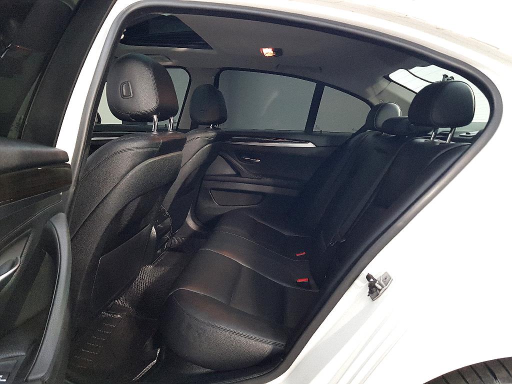 BMW 5 Series - Vista 11