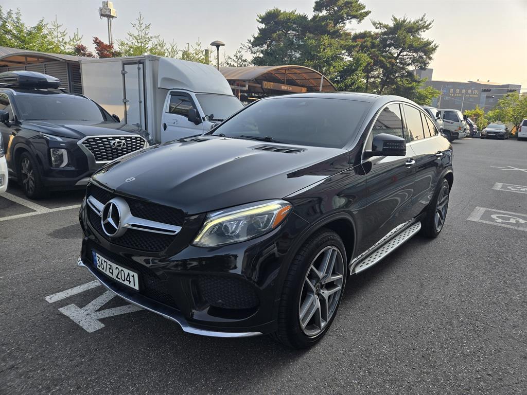 Mercedes Benz GLE Class 2018 Negro - Importación desde Corea - HF Imports Iquique - Foto 1