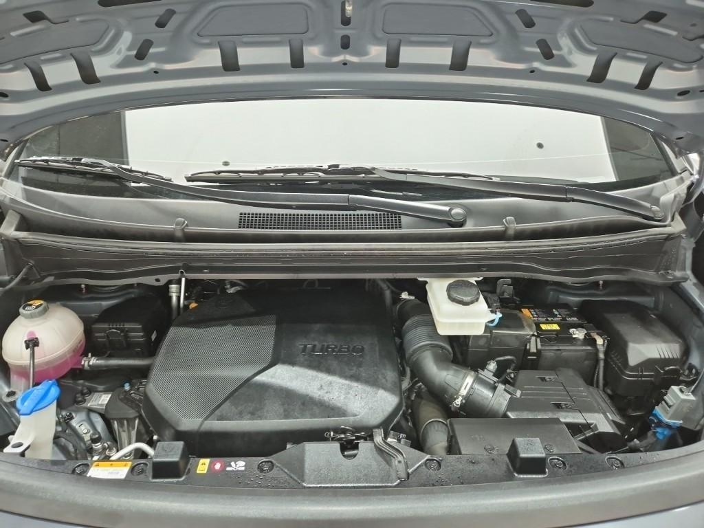 HYUNDAI Staria - Vista 7