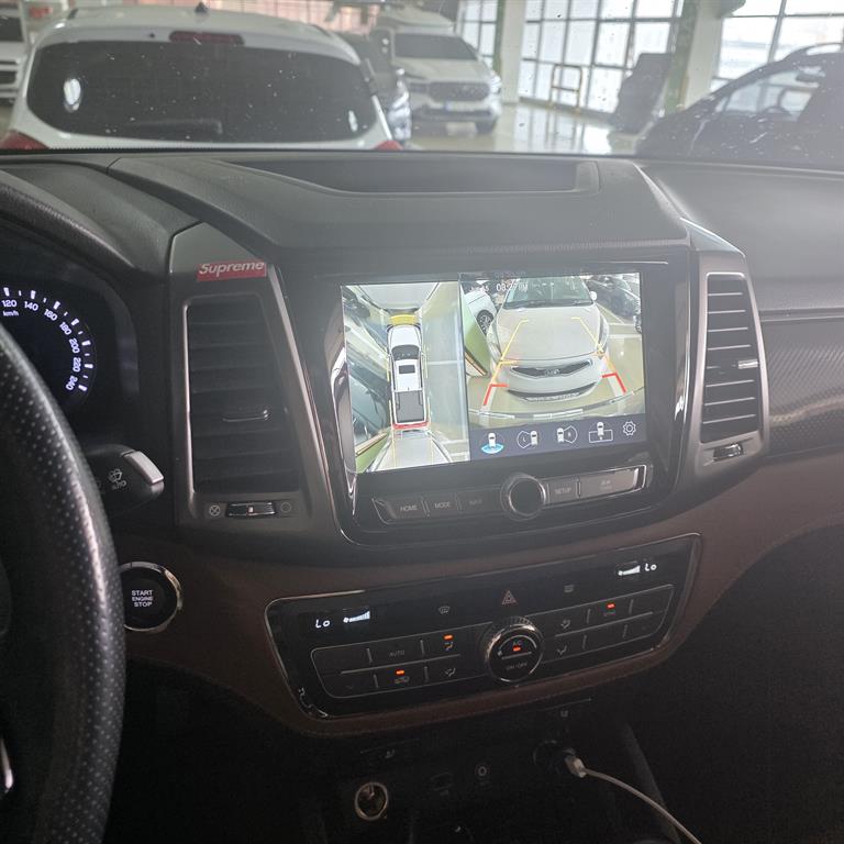 Ssangyong Rexton - Vista 6