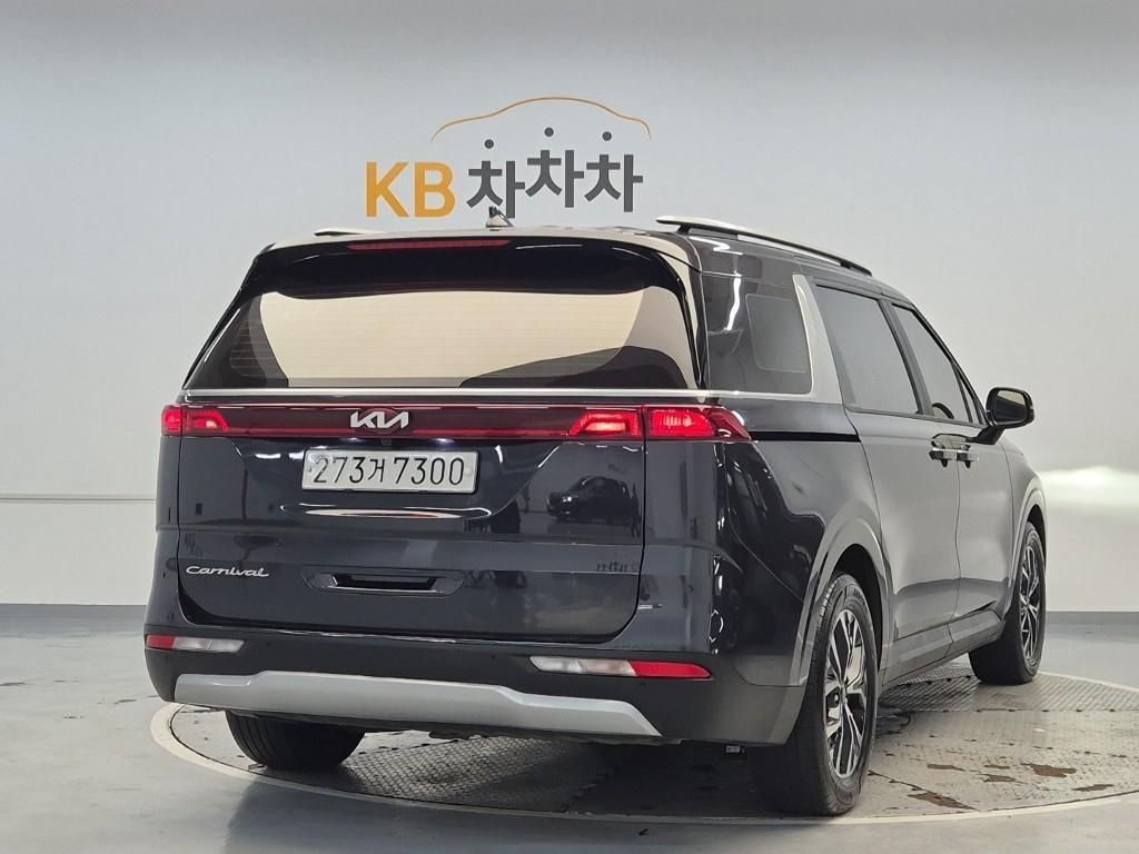 KIA Carnival - Vista 3