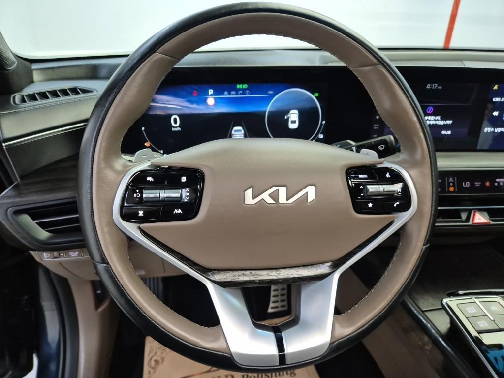 KIA K8 - Vista 10