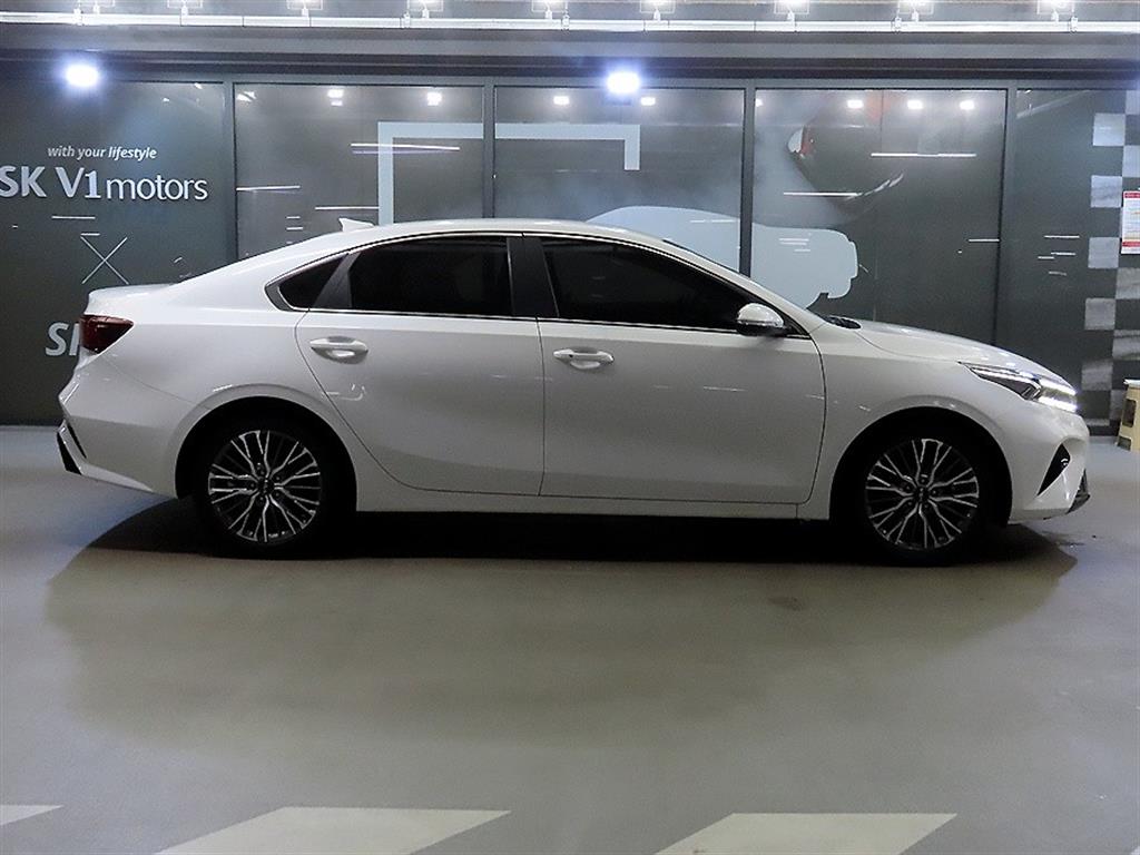 KIA K3 - Vista 3