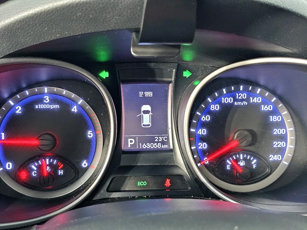HYUNDAI Santa Fe - Vista 9