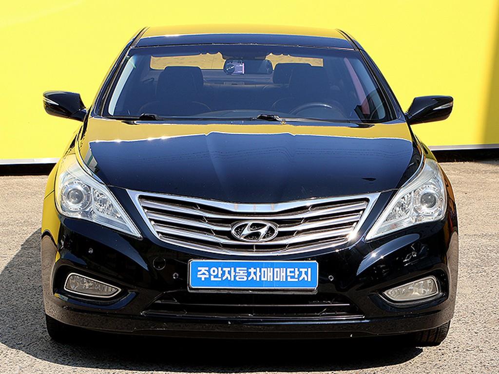 HYUNDAI Grandeur 2012 Negro - Importación desde Corea - HF Imports Iquique - Foto 1