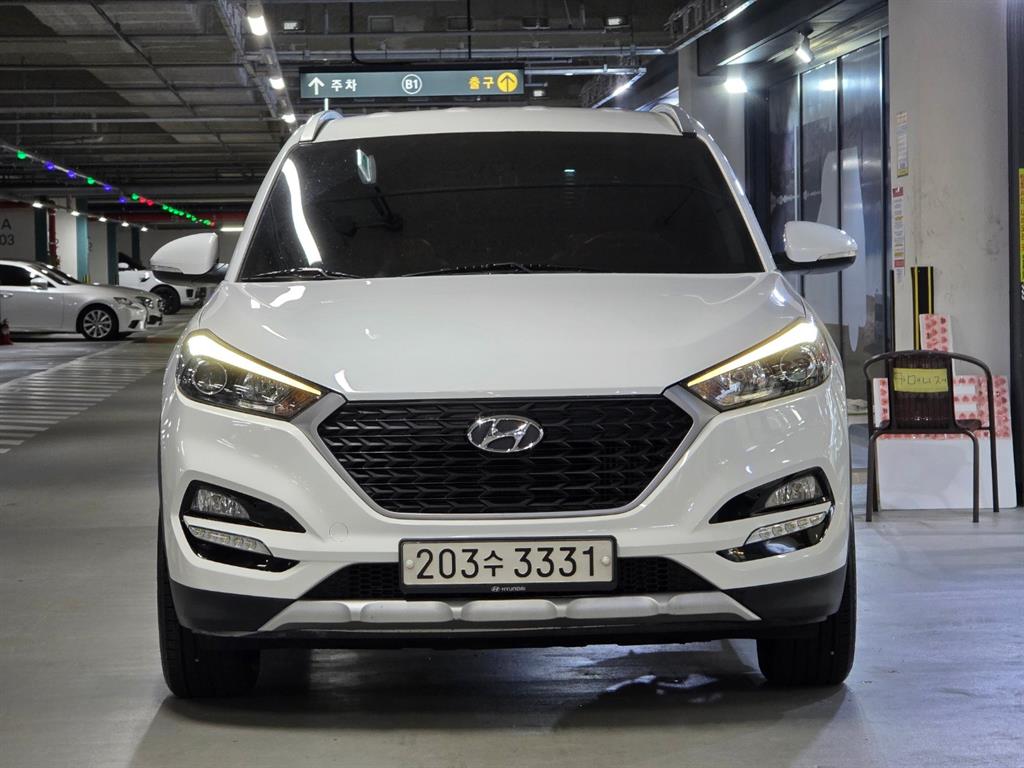 HYUNDAI Tucson 2017 Blanco - Importación desde Corea - HF Imports Iquique - Foto 1
