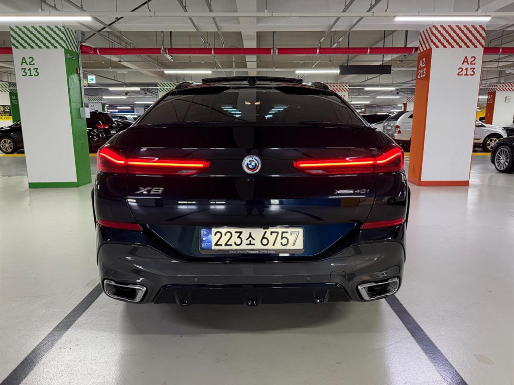 BMW X6 - Vista 8