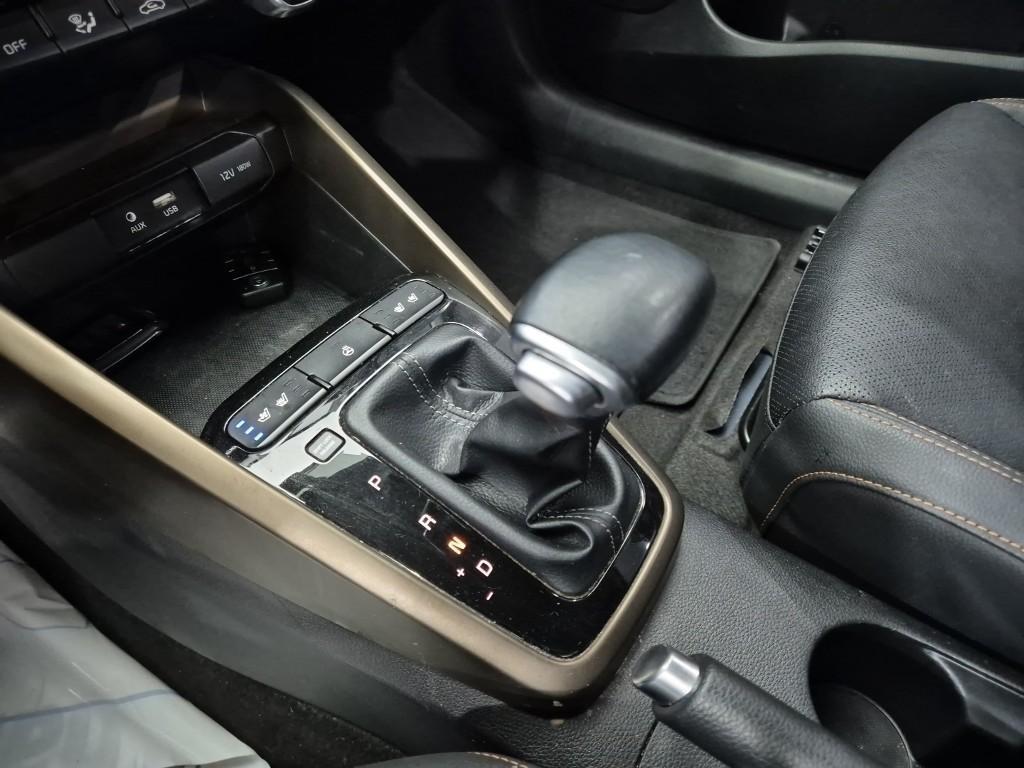 KIA Stonic - Vista 10