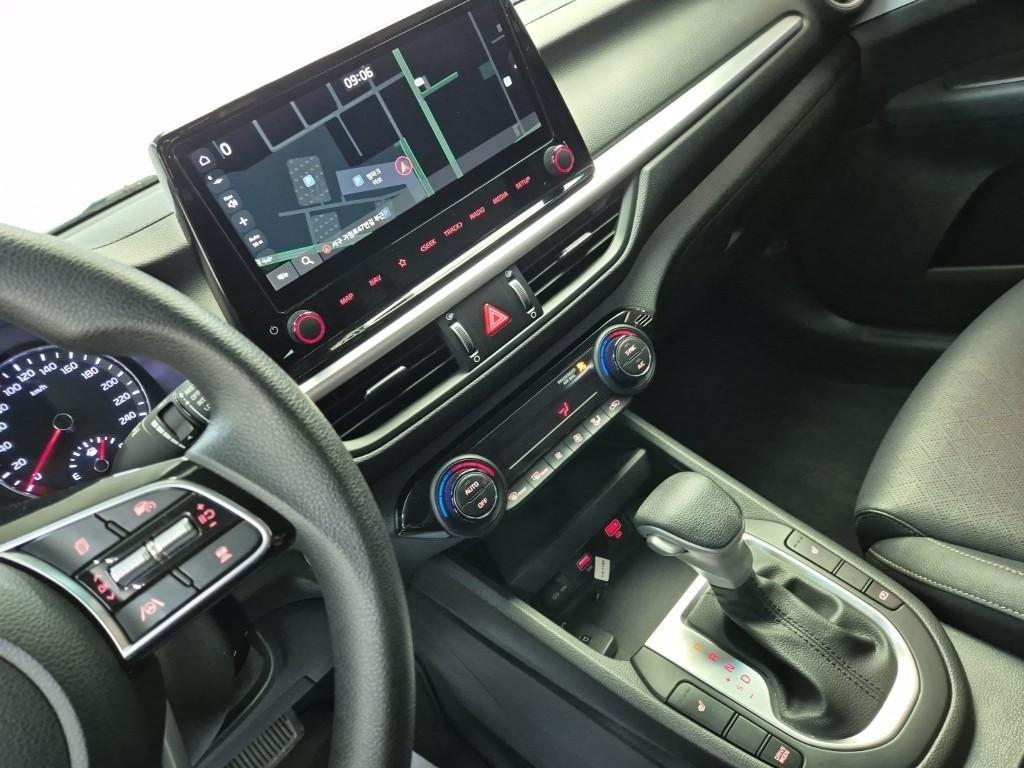KIA K3 - Vista 12