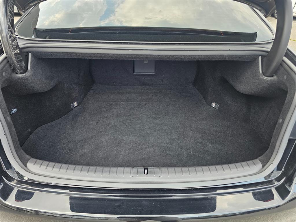 Genesis G80 - Vista 8