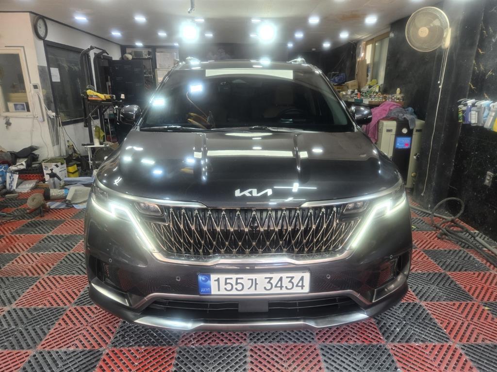 KIA Carnival 2023 Gris - Importación desde Corea - HF Imports Iquique - Foto 1