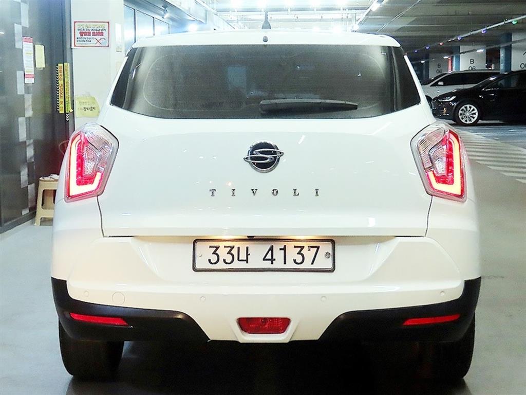 Ssangyong Tivoli - Vista 7