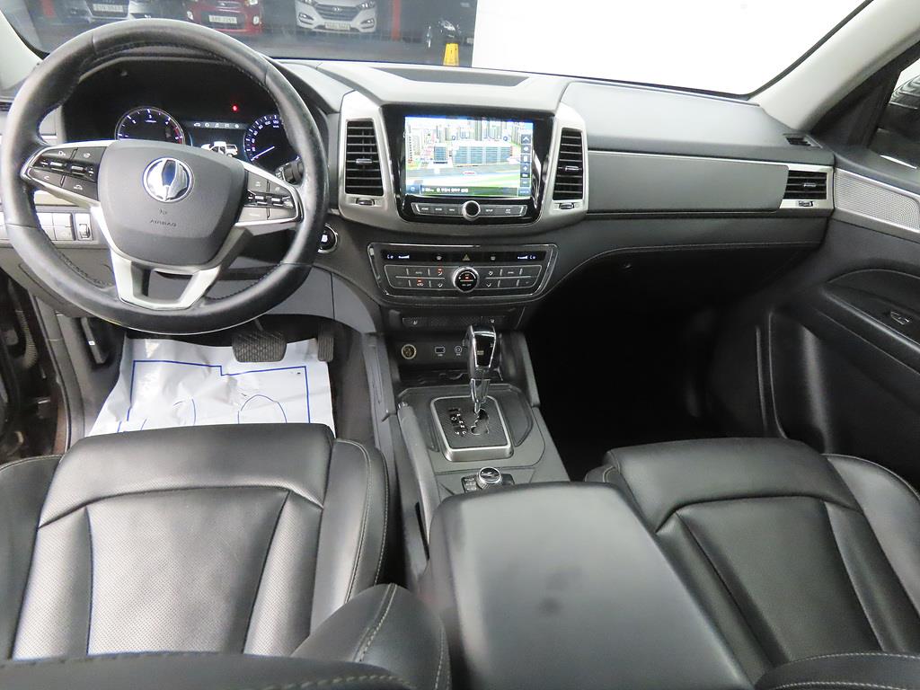 Ssangyong Rexton - Vista 9