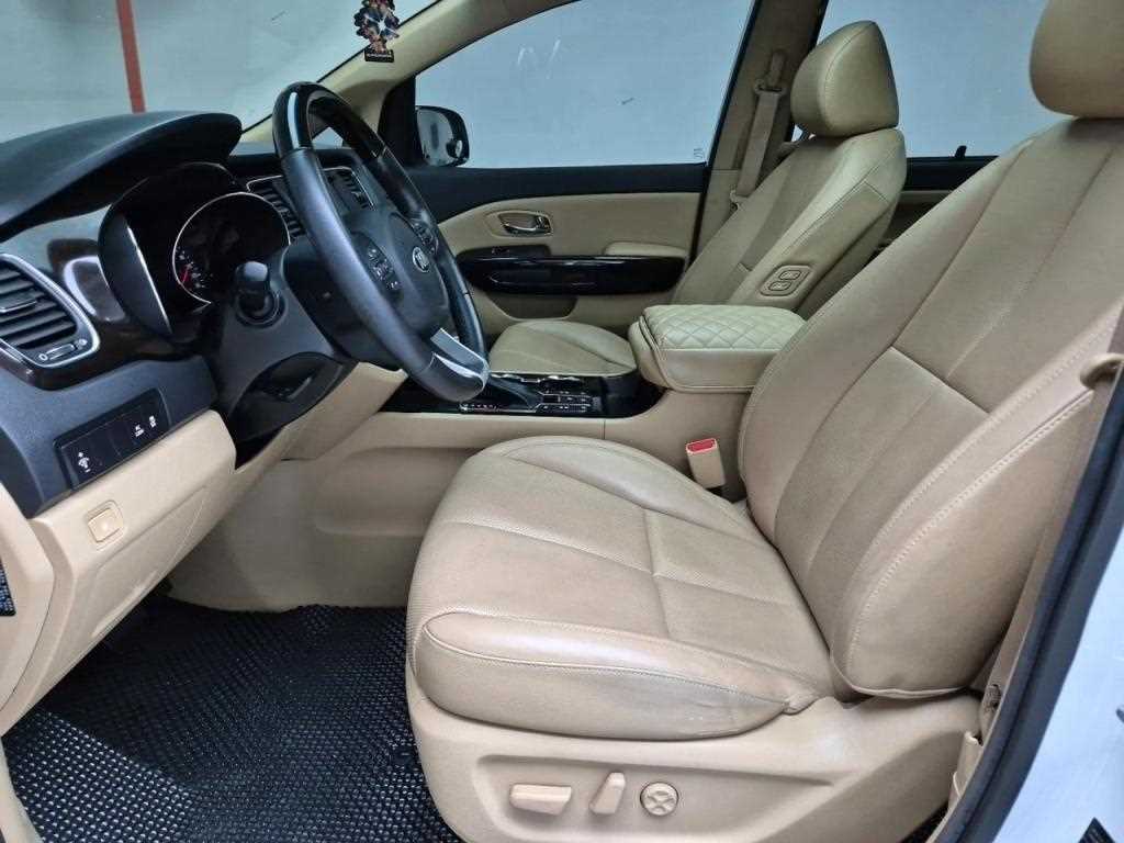 KIA Carnival 2018 Blanco - Importación desde Corea - HF Imports Iquique - Foto 13