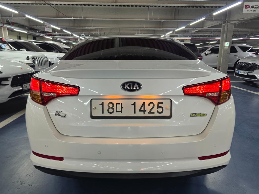 KIA K5 - Vista 7