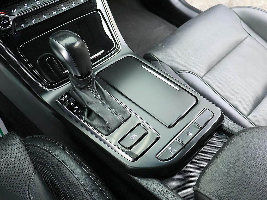 HYUNDAI Grandeur - Vista 12