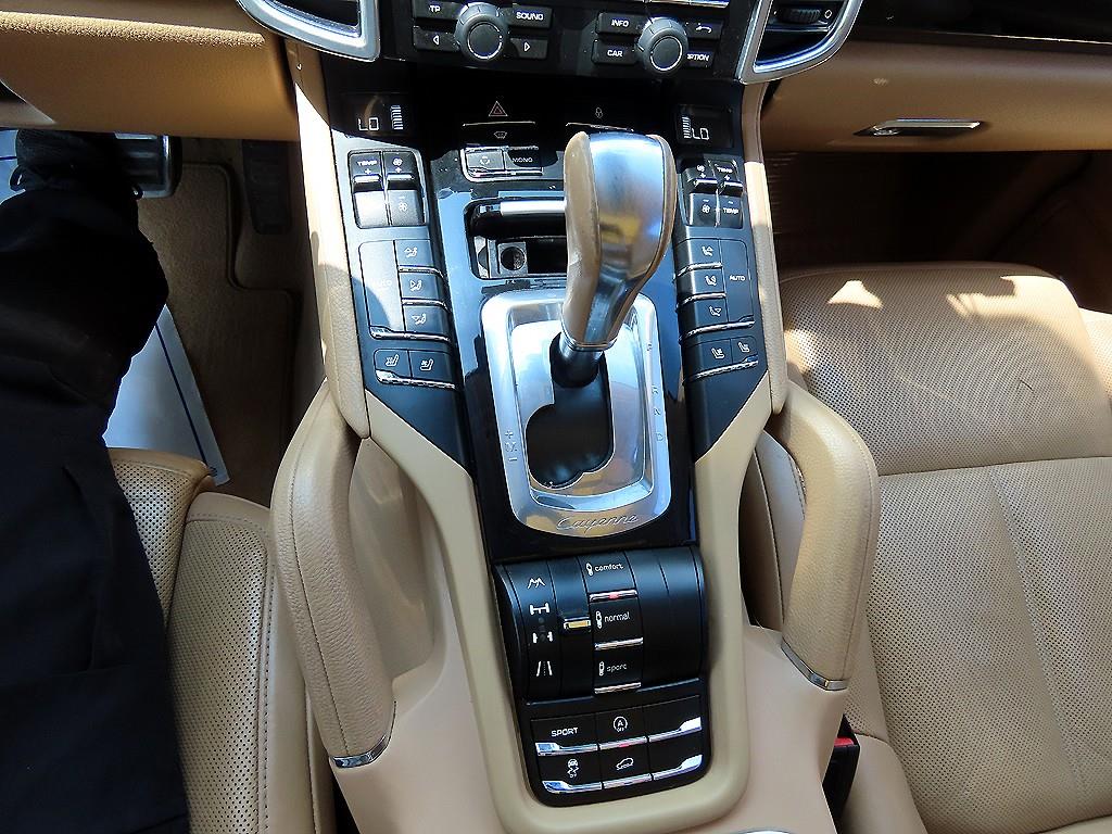 Porsche Cayenne - Vista 12