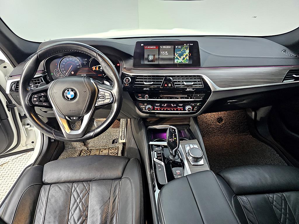 BMW 5 Series - Vista 7