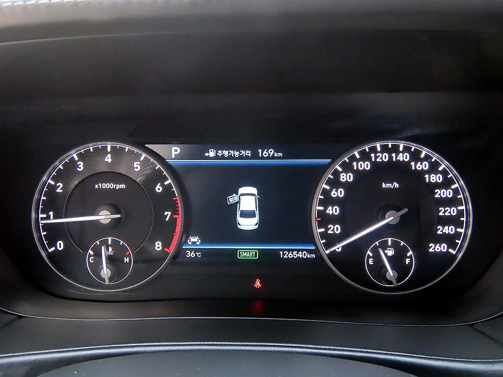 Genesis EQ900 - Vista 11