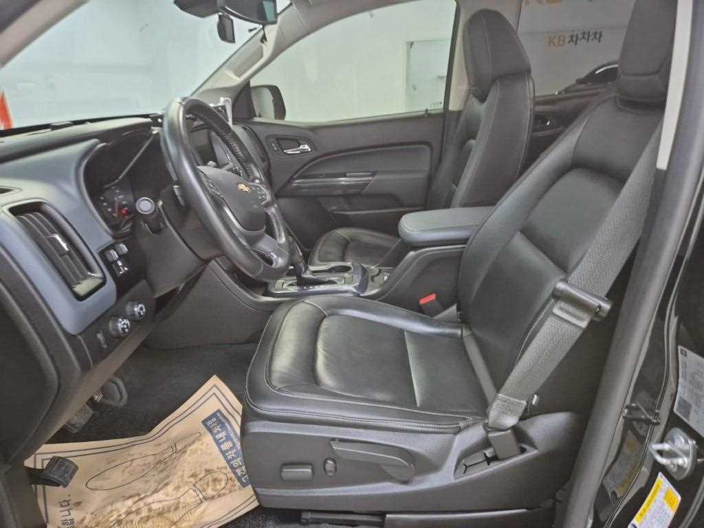 Chevrolet ?Colorado 2021 Negro - Importación desde Corea - HF Imports Iquique - Foto 13
