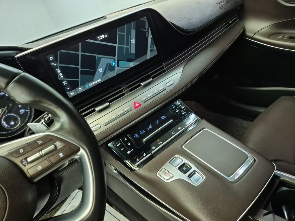 HYUNDAI Grandeur 2020 Blanco - Importación desde Corea - HF Imports Iquique - Foto 18