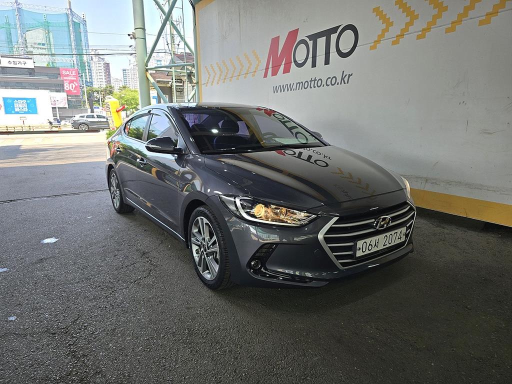 HYUNDAI Avante 2018 Gris - Importación desde Corea - HF Imports Iquique - Foto 1