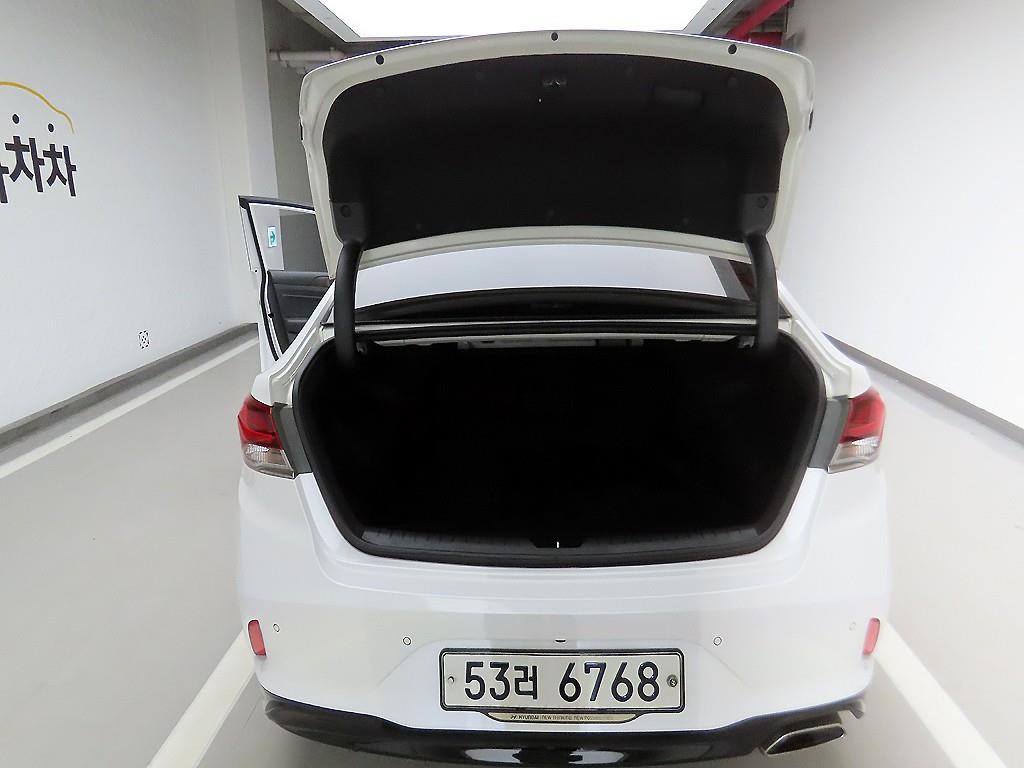 HYUNDAI Sonata - Vista 7