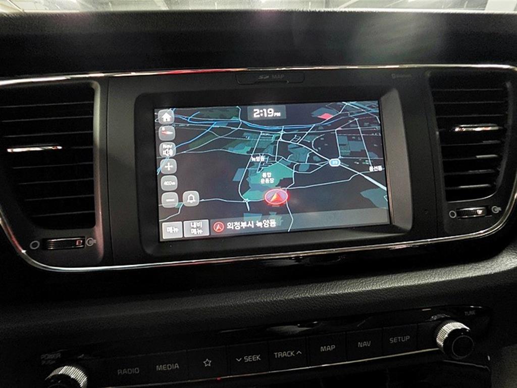 KIA Carnival 2018 Blanco - Importación desde Corea - HF Imports Iquique - Foto 17