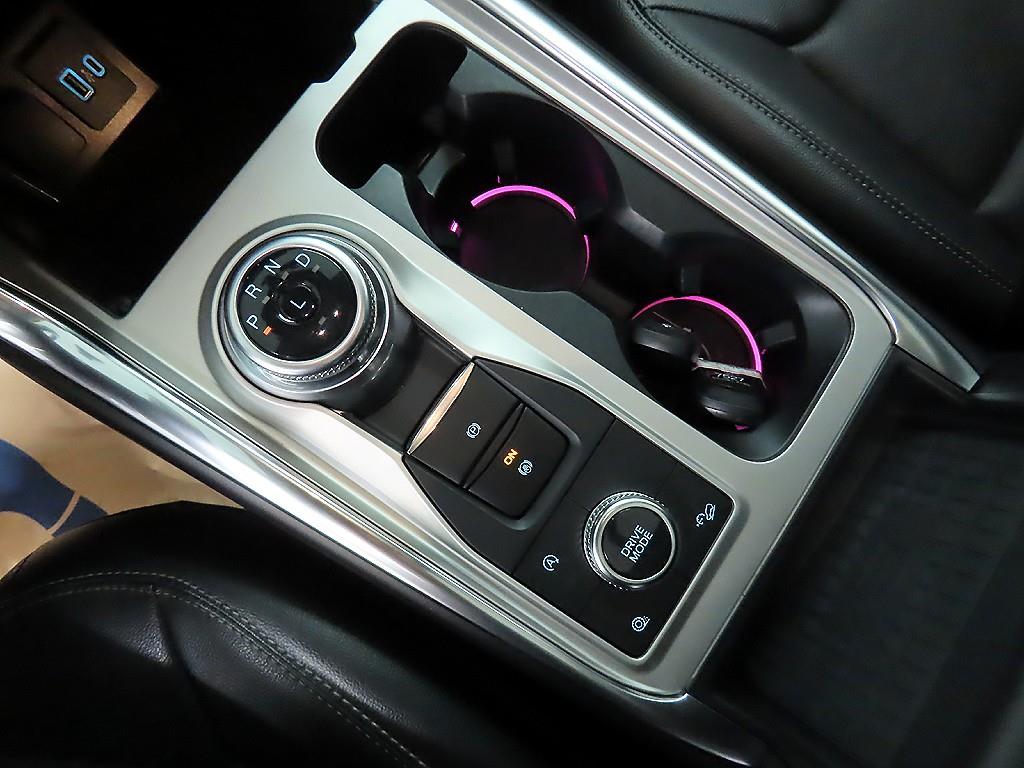 Ford Explorer - Vista 12