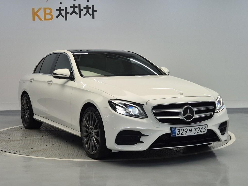 Mercedes Benz E class - Vista 6