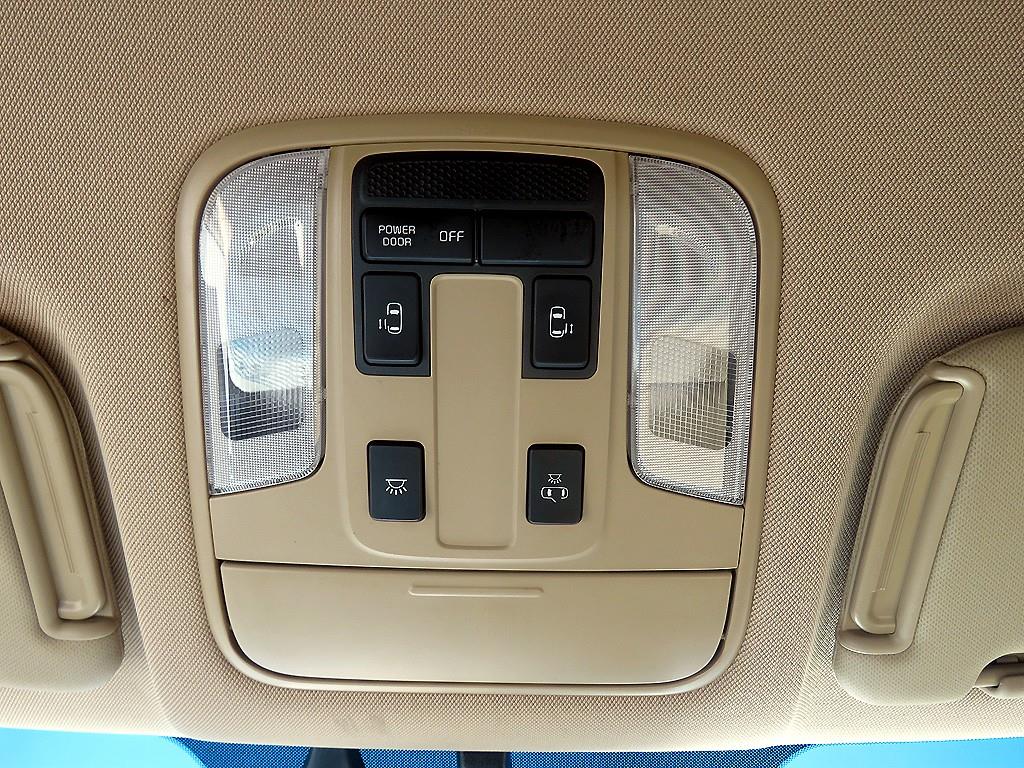 KIA Carnival 2016 Negro - Importación desde Corea - HF Imports Iquique - Foto 15
