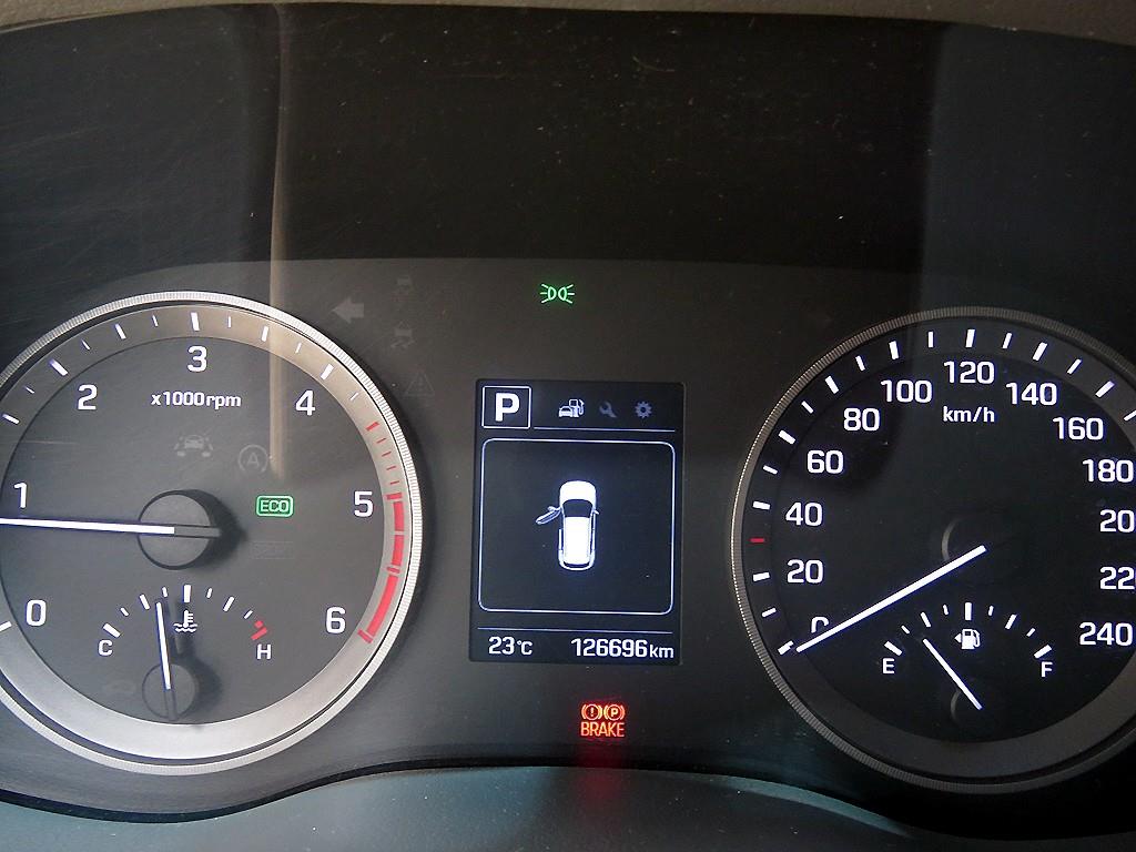 HYUNDAI Tucson 2015 Gris - Importación desde Corea - HF Imports Iquique - Foto 13