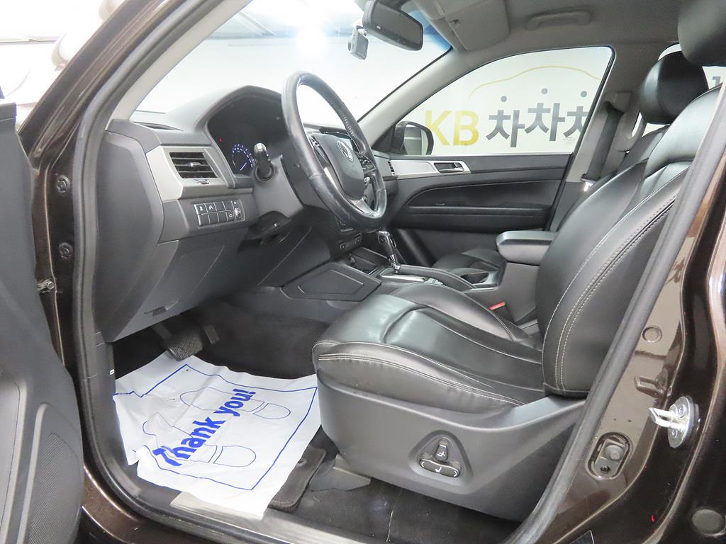 Ssangyong Rexton - Vista 7