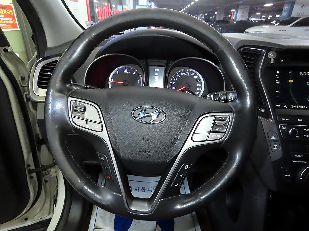 HYUNDAI Santa Fe - Vista 10