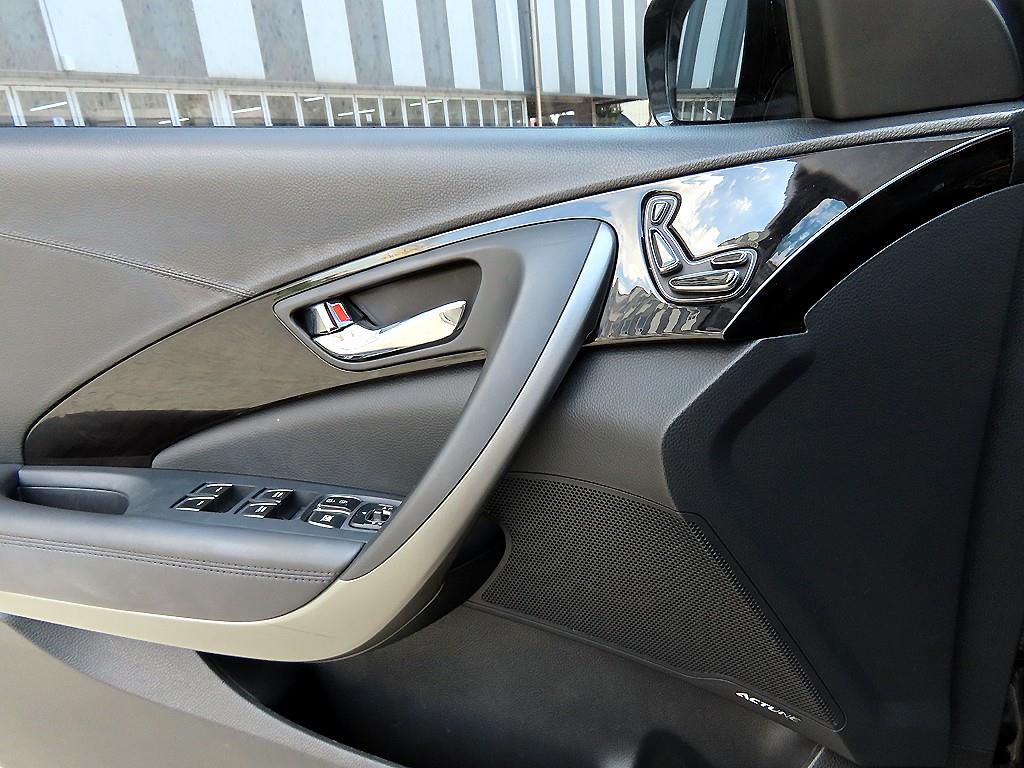 HYUNDAI Grandeur 2016 Negro - Importación desde Corea - HF Imports Iquique - Foto 13