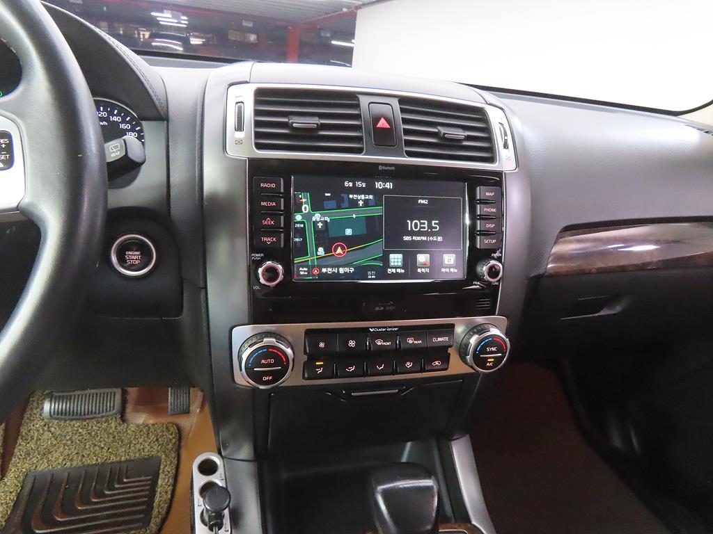 KIA Mohave - Vista 12
