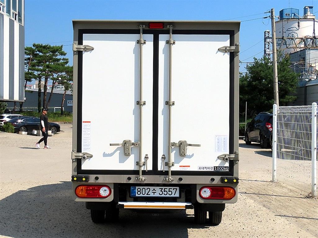 Small Truck Top_Frozen Top - Vista 6
