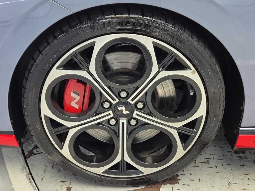 HYUNDAI Avante - Vista 7