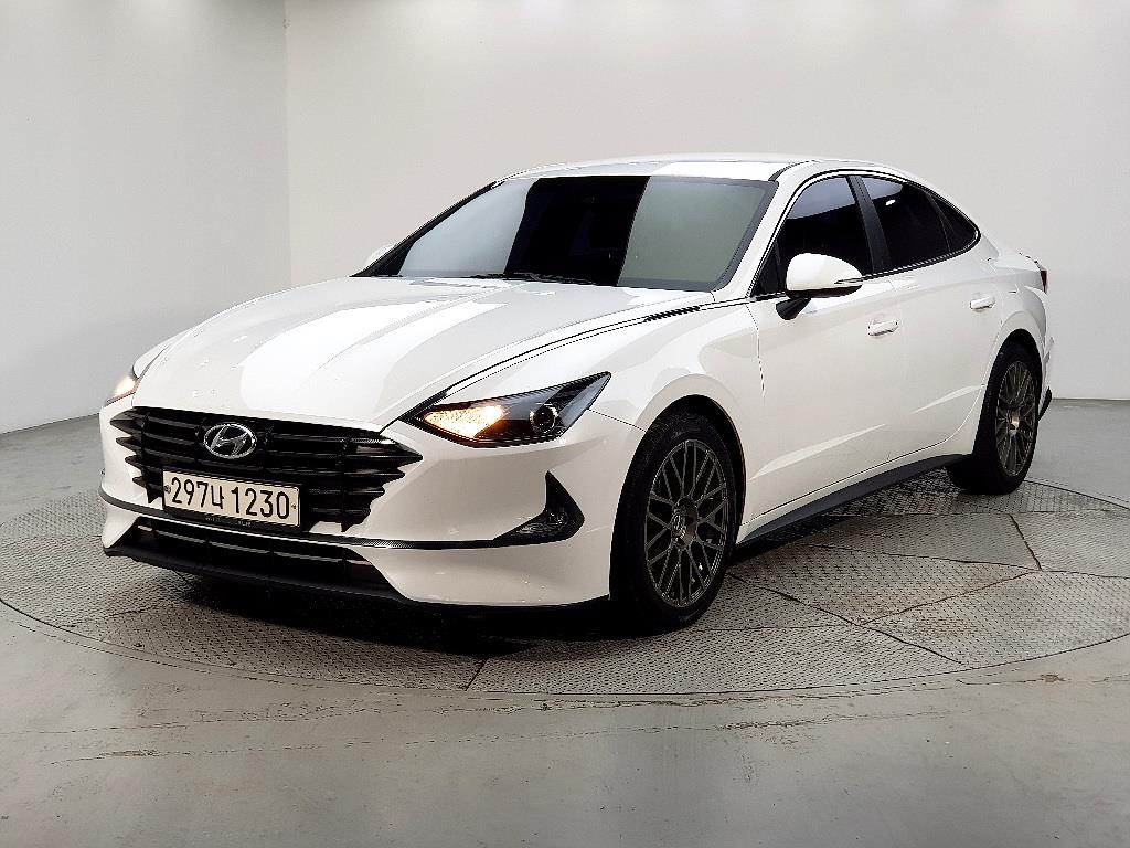 HYUNDAI Sonata - Vista 2