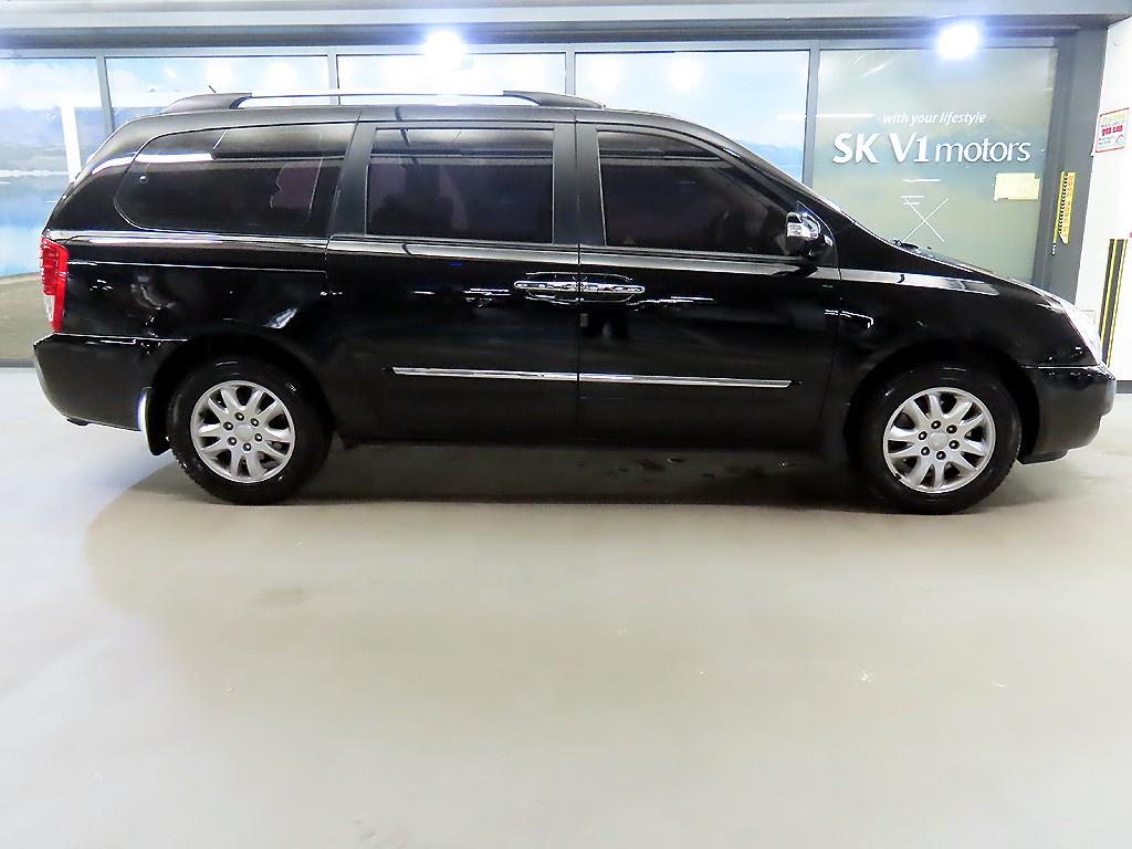 KIA Carnival - Vista 3