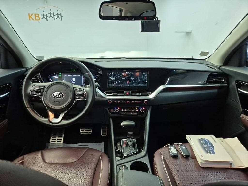 KIA Niro - Vista 9