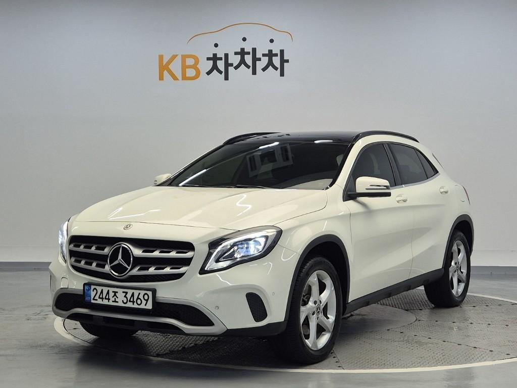 Mercedes Benz GLA Class 2017 Blanco - Importación desde Corea - HF Imports Iquique - Foto 1
