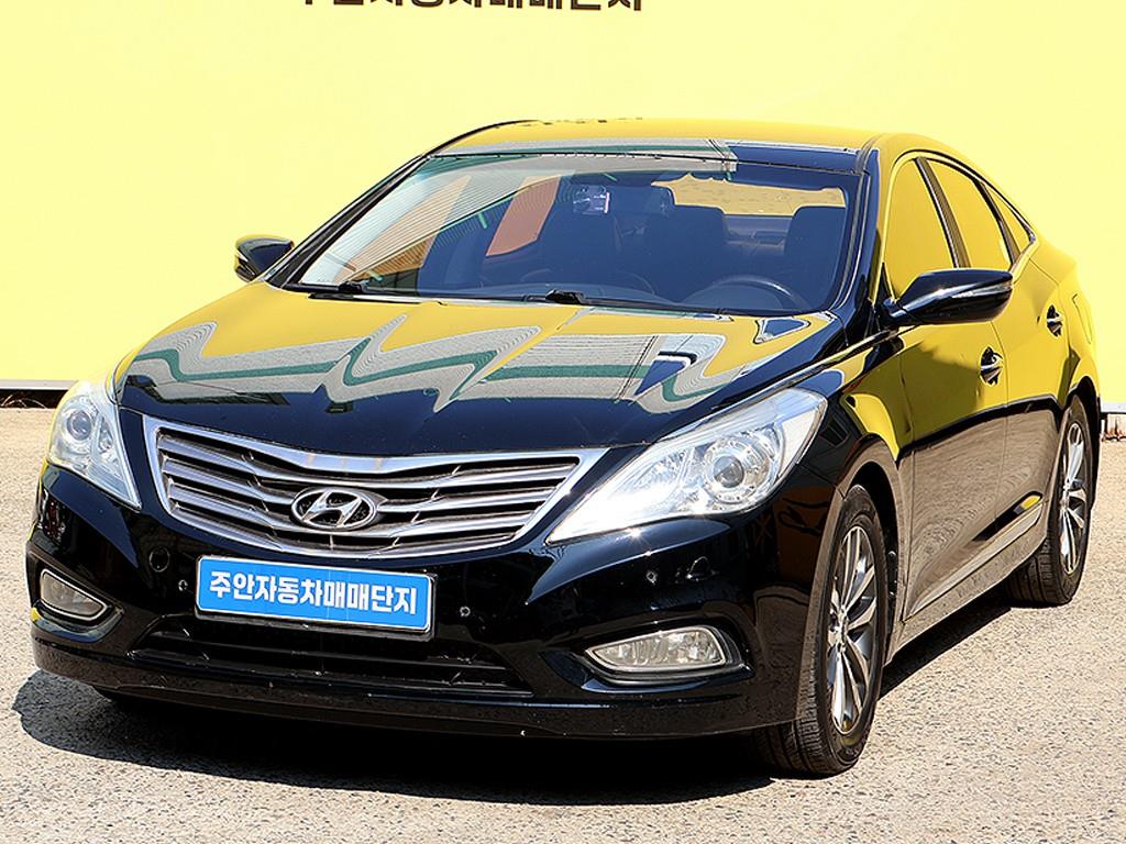 HYUNDAI Grandeur - Vista 2